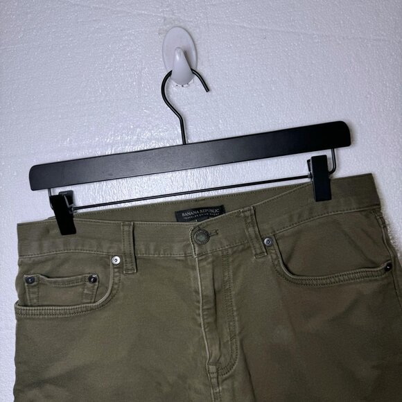 Banana Republic Mens Sz 30 Green Travelers Chino Shorts Flat Front Preppy Casual - Picture 4 of 6
